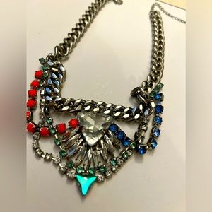 Statement piece necklace